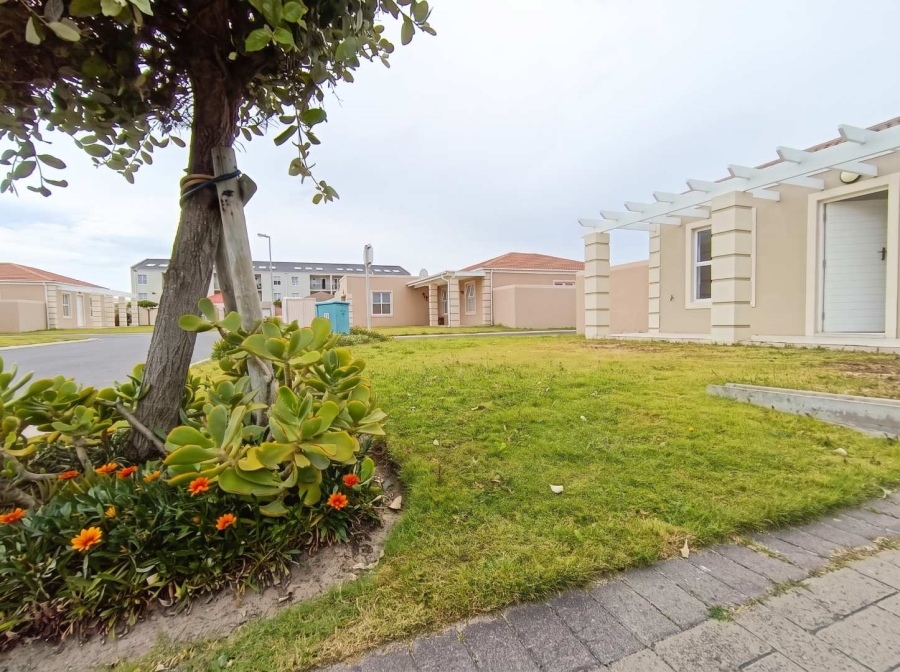 To Let 2 Bedroom Property for Rent in Costa Da Gama Western Cape